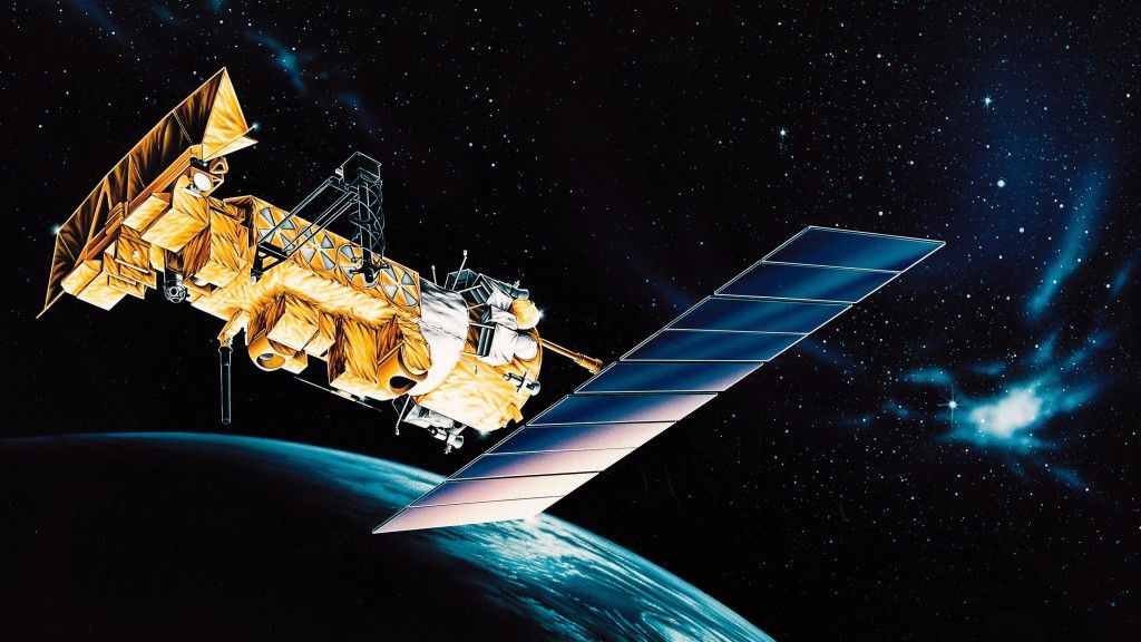 Wizja artystyczna satelity NOAA-17 na orbicie. Ilustracja: NASA [mediaarchive.ksc.nasa.gov]