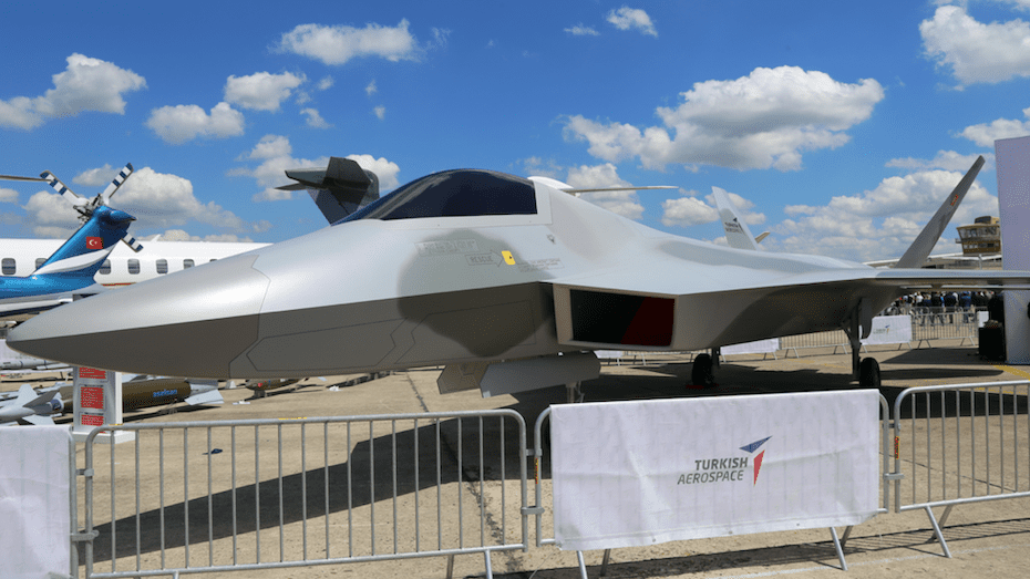 Makieta TF-X na salonie lotniczym Le Bourget - zaprezentowana tam po raz pierwszy w 2019 roku / Fot. Maciej Szopa, Defence24