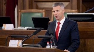 Fot. By Saeima - 11.Saeimas deputātu svinīgais solījums, CC BY-SA 2.0, https://commons.wikimedia.org/w/index.php?curid24607732