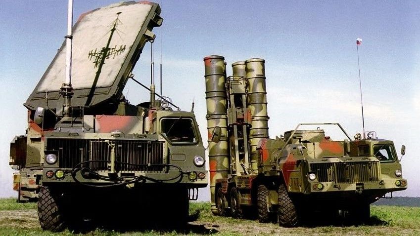 Wyrzutnia i radar systemu S-300PS - fot. mil.ru