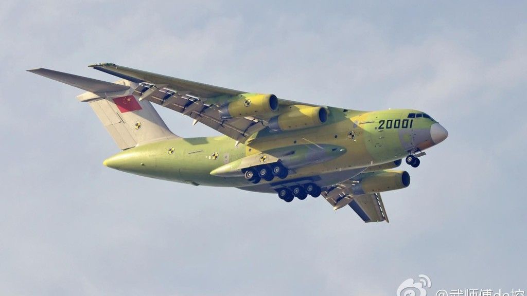 Chiński Y-20 w powietrzu - fot. Internet