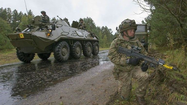 Zdjęcie ze wspólnych ćwiczeń ukraińsko-brytyjskich z września 2014 r. Fot. army.mod.uk
