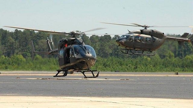 Lekkie śmigłowce UH-72A Lakota w barwach amerykańskich - fot. US Army