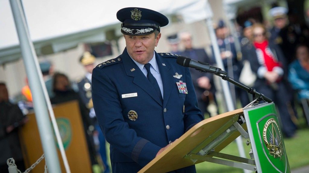Generał Philip Breedlove - naczelny dowódca sił NATO w Europie – fot. NATO