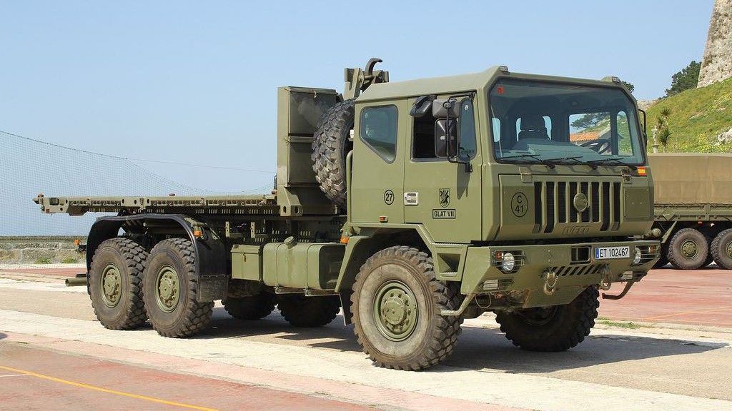 Ciężarówka IVECO hiszpańskich sił zbrojnych - fot. Fuerzas Armadas Españolas
