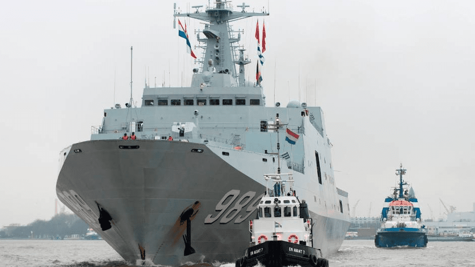 Chiński okręt w czasie wizyty w Holandii. Fot. Ministerstwo obrony Holandii.