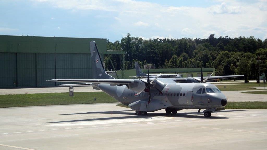 C-295 Sił Powietrznych na lotnisku Kraków-Balice, fot. Andrzej Hładij/Defence24.pl