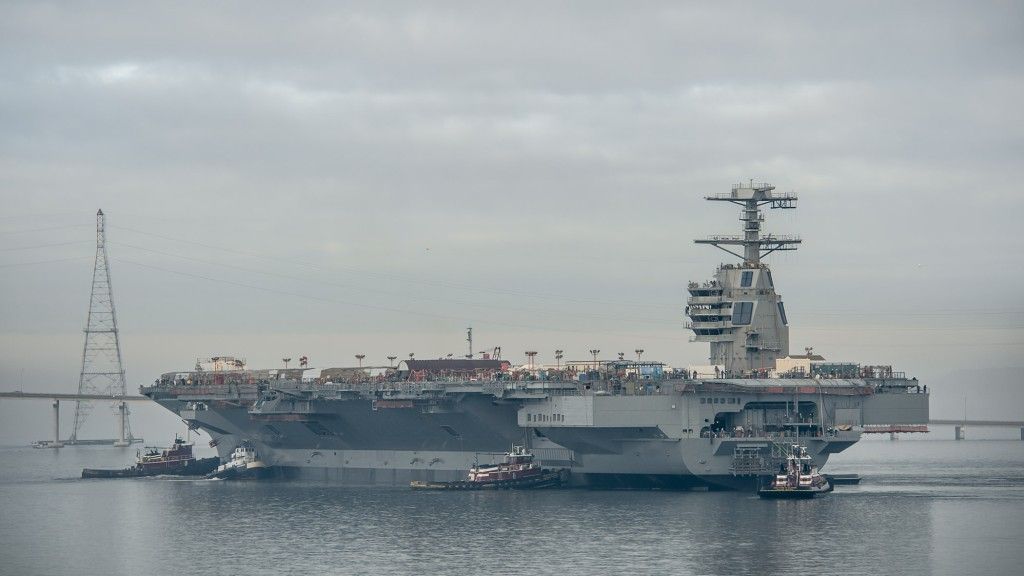 Nowy lotniskowiec amerykański USS „Gerald R. Ford” odbył swój pierwszy „rejs” po rzece James River – fot. HII