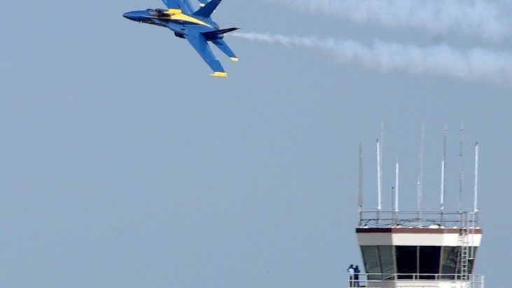 Po raz pierwszy od 60 lat w tym roku nie odbędą się pokazy lotnicze  w Jacksonville z udziałem grupy akrobacyjnej Blue Angels (US Navy)