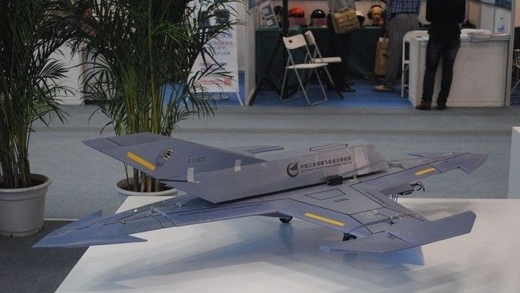 Pierwszy model demonstratora technologii bezzałogowego chińskiego samolotu przyszłości został pokazany publicznie – fot. topwar.ru