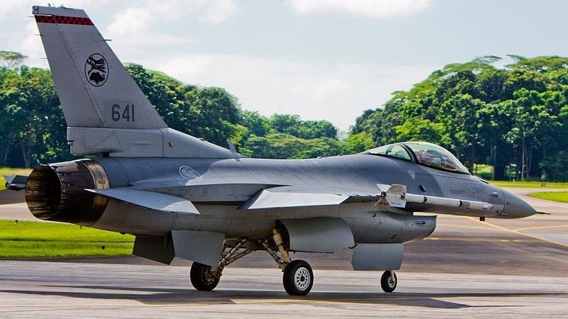 F-16C Falcon sił powietrznych Singapuru - fot. Luhai Wong