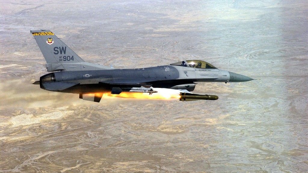 Korea Południowa zamówiła dalsze rakiety Maverick – fot. USAF