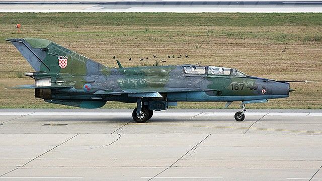 Chorwaci mają nadal eksploatować MiGi-21 - fot. Peter Meznarek
