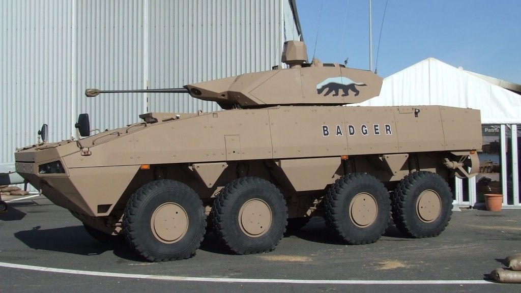 Południowoafrykańskie wojska lądowe kupiły 238 kołowych transporterów opancerzonych Badger – fot. snafu-solomon.blogspot.com