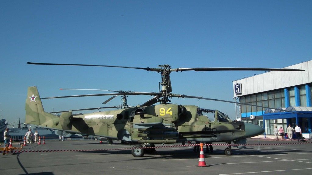 Pokładowe Ka-52K Aligator mają stanowić nową jakość w rosyjskim lotnictwie morskim pod każdym względem - fot. Andrzej Nitka