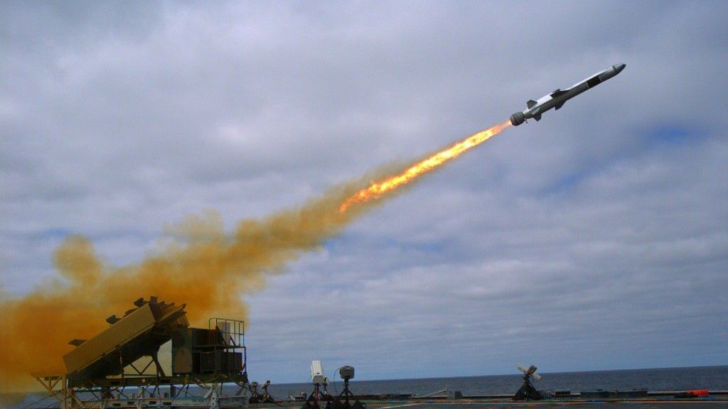 Próby rakiety NSM odpalonej z pokładu okręty LCS typu Independence USS „Coronado” w 2014 r. Fot. M.Dura