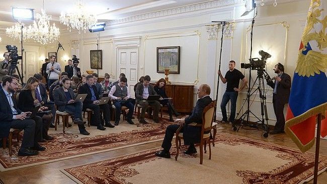Konferencja Władimira Putina dotycząca kryzysu krymskiego. Fot. kremlin.ru