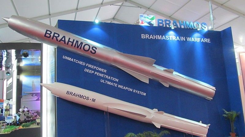 Indyjsko-rosyjski pocisk manewrujący Brahmos (na zdjęciu) prawdopodobnie został skopiowany przez chiński przemysł. Fot. Anirvan Shukla/Wikimedia Commons/CC 3.0.