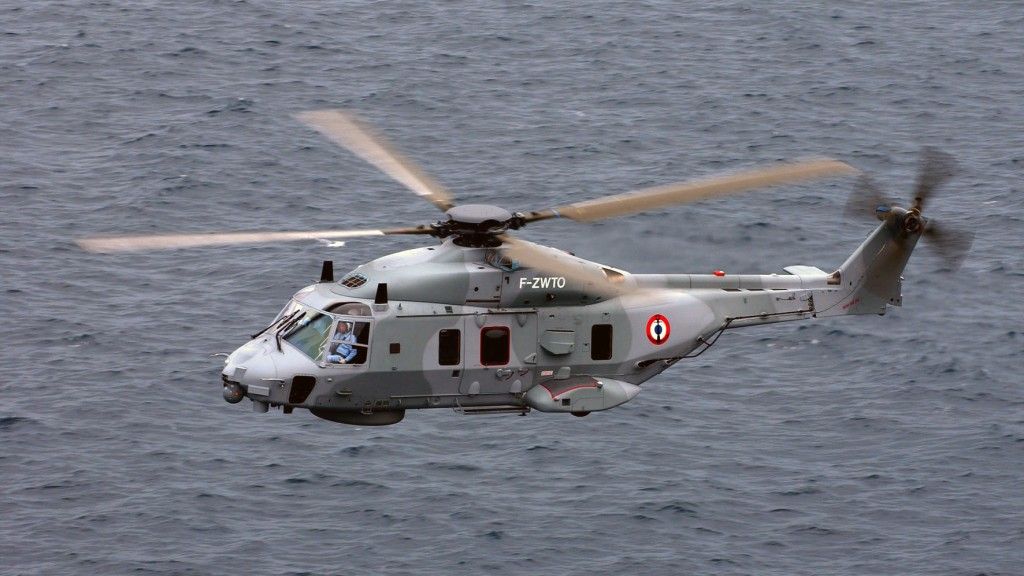 Wielozadaniowy śmigłowiec pokładowy NH-90NFH Caiman należący do francuskiego lotnictwa morskiego - fot. NHIndustries