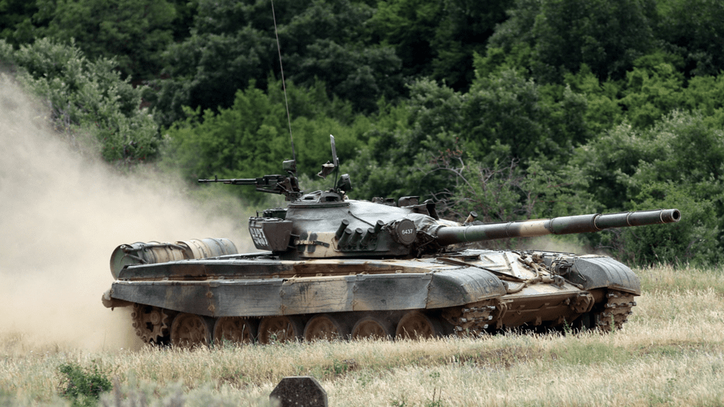 Bułgarski czołg T-72. Obecnie większość wyposażenia armii pochodzi z czasów Układu Warszawskiego. Fot. Spc. Jacqueline Dowland/US Army.