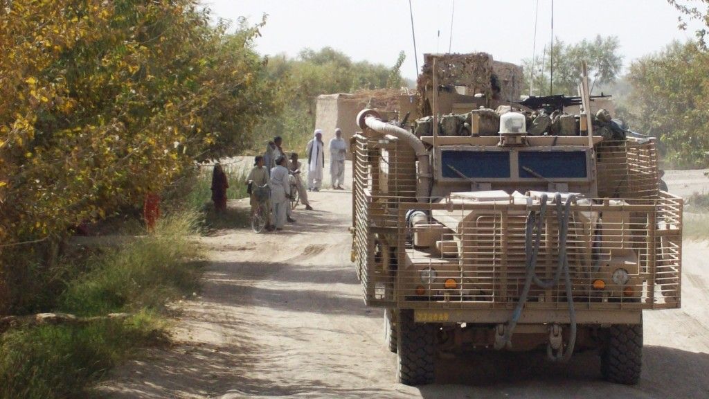 Trzech brytyjskich żołnierzy zginęło pomimo podróżowania w specjalnie uodpornionym na wybuchy IED pojeździe Mastiff – fot. ukforcesafghanistan.wordpress.com
