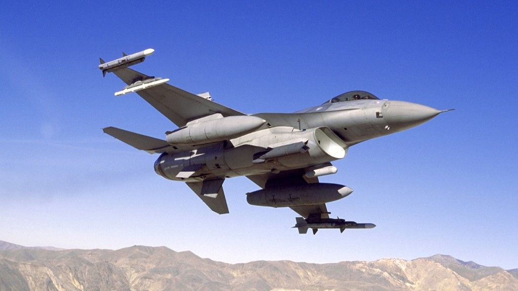 Jordańskie samoloty F-16 otrzymają pięć zasobników celowniczych – fot. USAF
