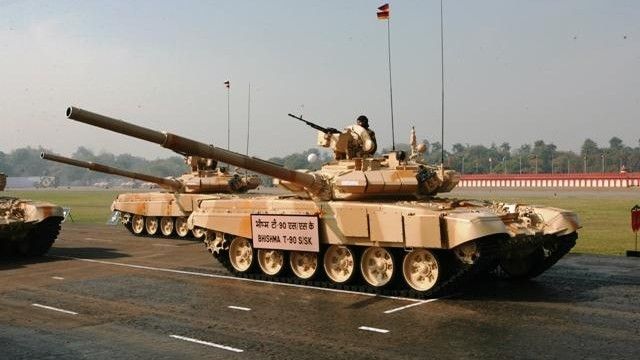 Indyjskie czołgi T-90 - fot. Indian Army