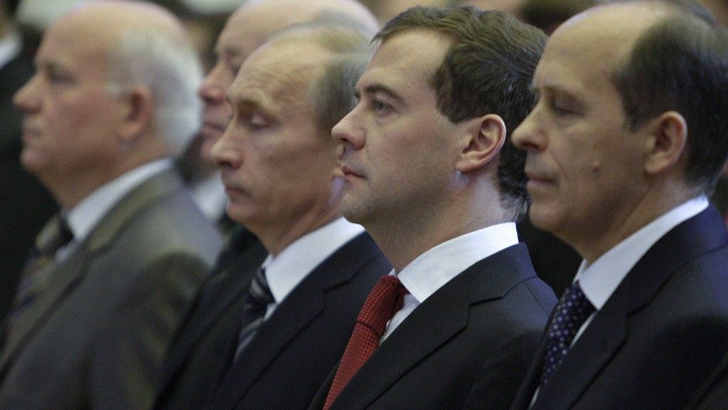 Pierwszy z prawej: Aleksandr Bortnikow, szef FSB. Fot. RIA Novosti archive, image #532170 / Dmitry Astakhov / CC-BY-SA 3.0