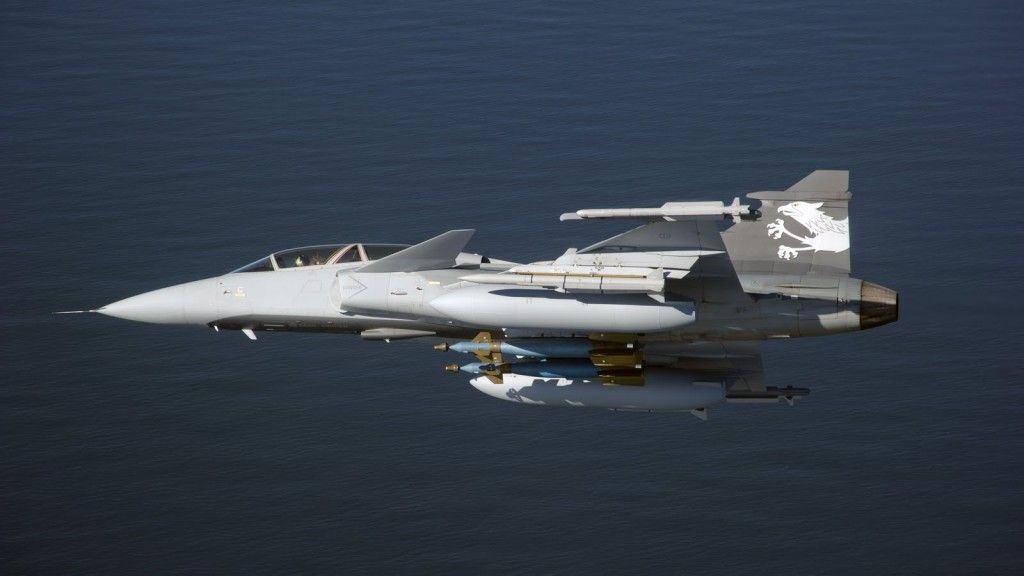 Saab będzie przystosowywał 60 szwedzkich samolotów Gripen C do wykorzystania rakiet przeciwlotniczych Meteor – fot. Saab