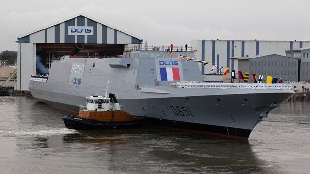 Fregata Normandie na wodzie - fot. DCNS