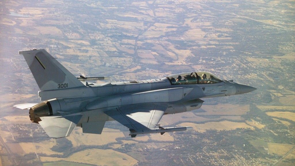 Oman stanie się drugim użytkownikiem zaawansowanej odmiany F-16E/F Block 60 - fot. Lockheed Martin