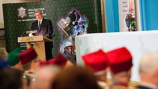 Prezydent Komorowski podczas inauguracji roku akademickiego w WAT - fot. Wojciech Grzędziński / prezydent.pl