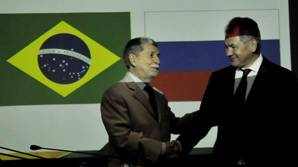 Minister obrony Brazylii Celso Amorim, i Rosji, Siergiej Szojgu - fot. defesa.gov.br