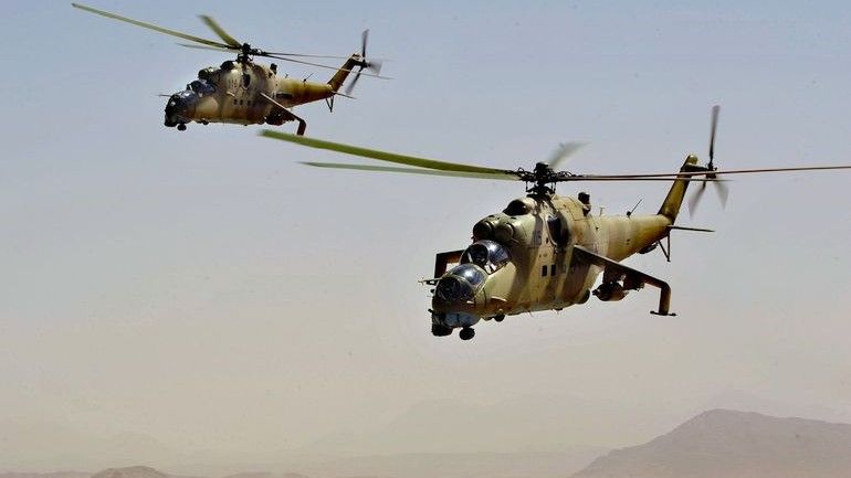 Para afgańskich śmigłowców Mi-35. Fot. US Air Force
