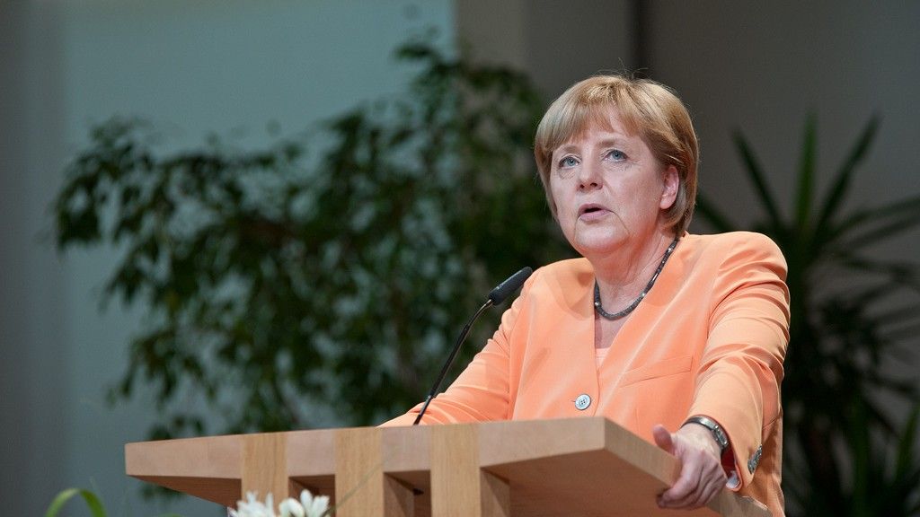 Kanclerz Niemiec Angela Merkel. Pomimo wydarzeń na Ukrainie opowiada się ona za ścisłą współpracą z Rosją i przeciwko podniesieniu nakładów na obronę przez Niemcy. Fot. Christliches Medienmagazin Pro/flickr.