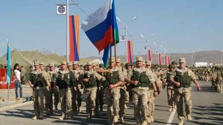 Rosyjskie oddziały w Armenii podczas zeszłorocznych ćwiczeń OUBZ- fot. oficjalna strona OUBZ.