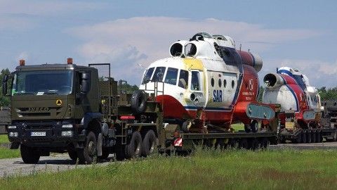 <p>Mi-14PS przygotowane do drogi - fot. kpt. mar. Mariusz Kalinowski</p>
