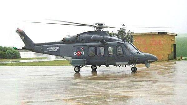 Pierwszy seryjny śmigłowiec ratowniczy HH-139 w barwach włoskich sił zbrojnych - fot. Siły Powietrzne Włoch