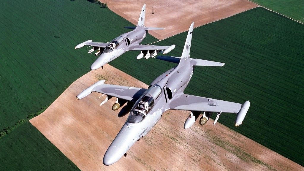 Lekkie samoloty szkolno-bojowe Aero L-159 (najprawdopodobniej) trafią do Iraku - fot. AeroVodochody