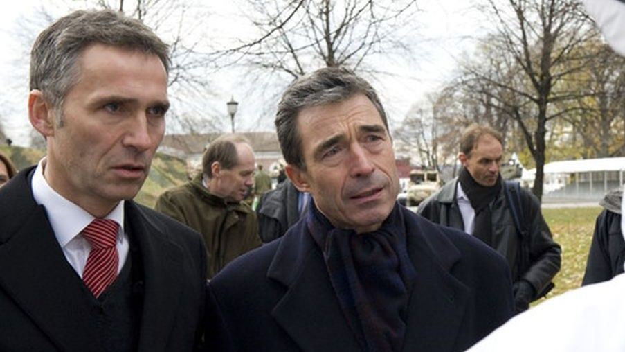 Przyszły i obecny szef NATO: (od lewej) Jens Stoltenberg i Anders Fogh Rasmussen.
