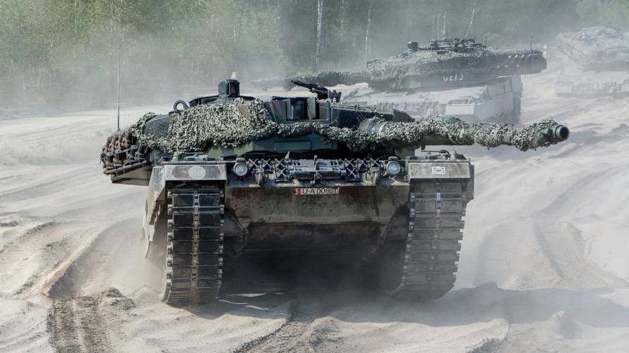 Leopard 2A4; fot. chor. R.Mniedło/11LDKPanc.