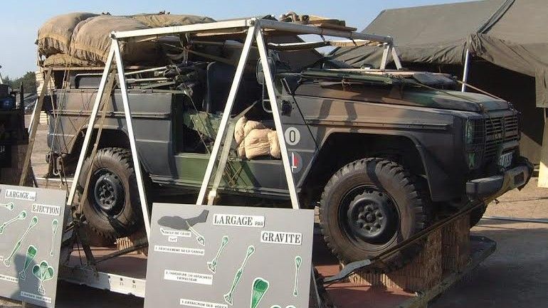 Wojsko chce kupić sprzęt spadochronowo – desantowy w tym platformy desantowe – fot. M.Dura