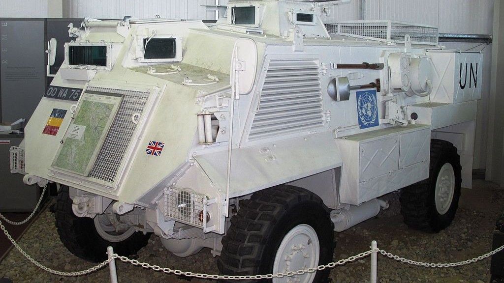 AT105 w barwach sił pokojowych ONZ – fot. Wikipedia