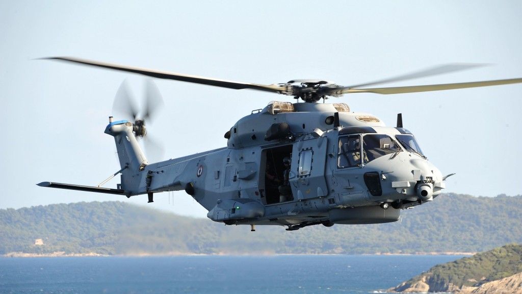 Marynarka włoska otrzymała pierwszy w pełni operacyjny śmigłowiec NH90 NFH Step B– fot. Eurocopter