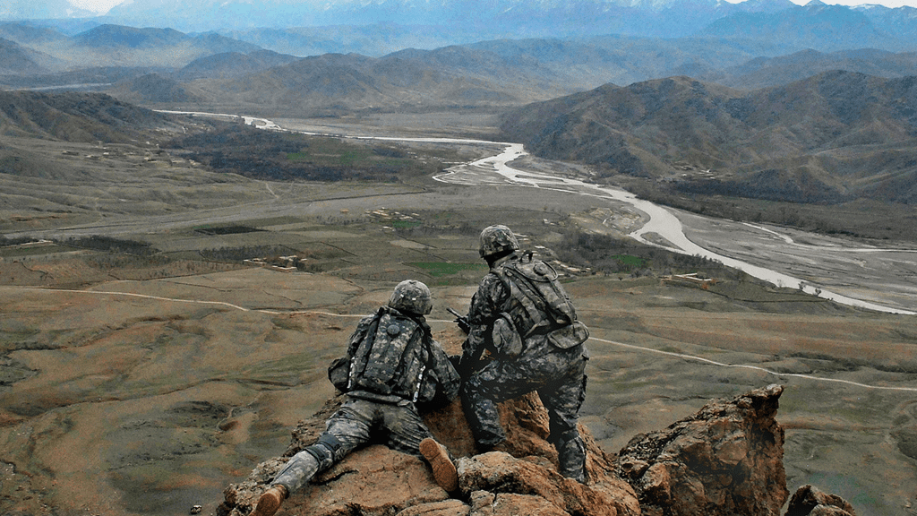 Amerykańscy żołnierze w Afganistanie w 2009 roku. Fot.  Staff Sergeant Adam Mancini/US Army.