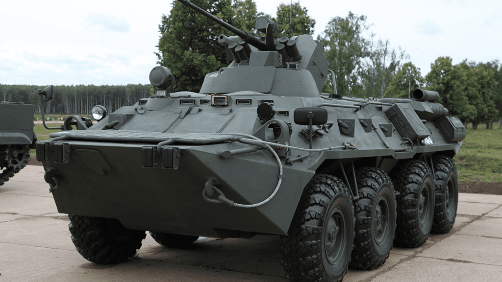 Nowe osłony mogą trafić między innymi na transportery BTR-82A. Fot. Vitaly V. Kuzmin/ Wikimedia Commons/