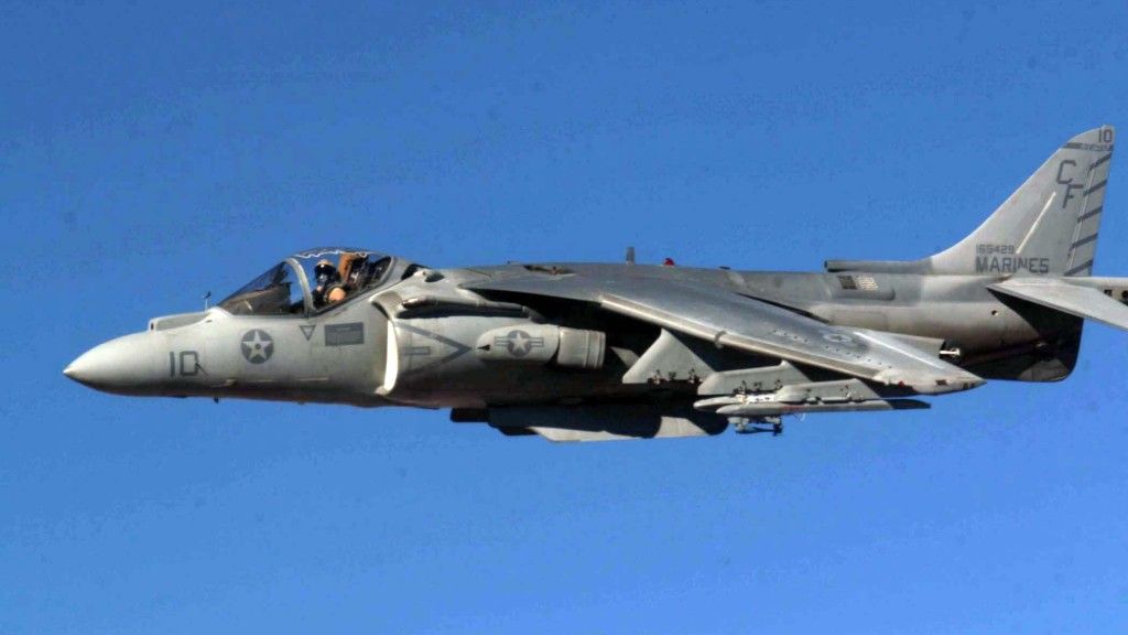 Wielozadaniowy samolot bojowy pionowego startu i lądowania Boeing AV-8B Harrier - fot. USMC