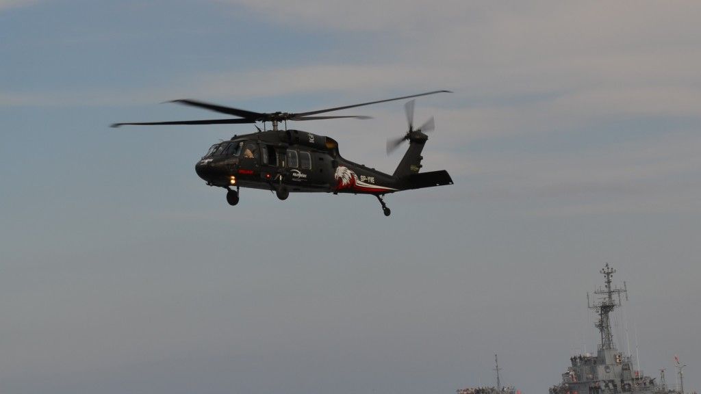 Kolumbia otrzymała dwa śmigłowce S-70i Black Hawk z systemem HTAWS – fot. M.Dura