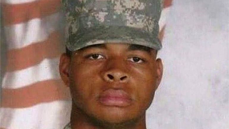 Zamachowiec z Dallas Micah Xavier Johnson. Fot. U.S. Army