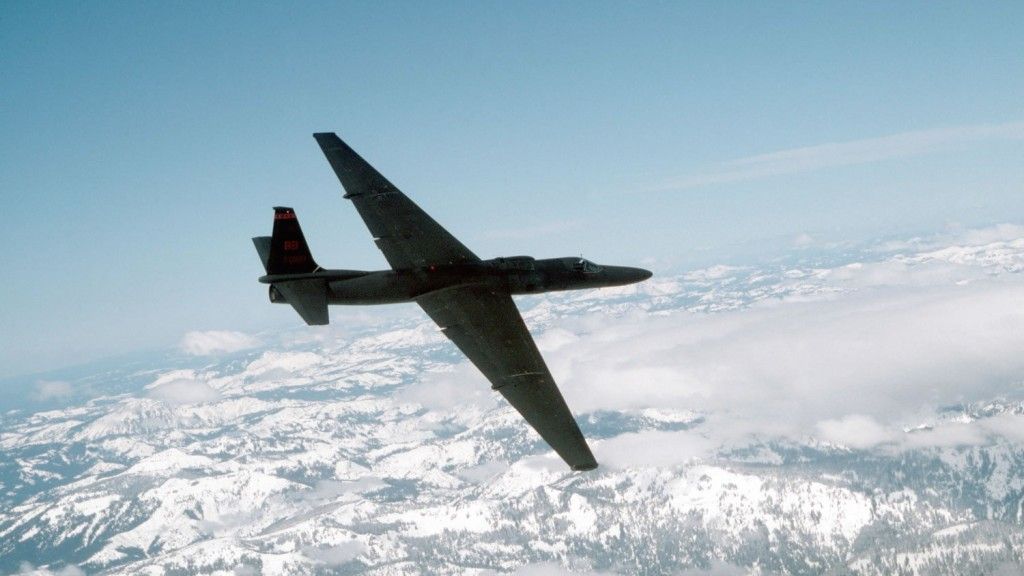 Jak się okazuje samolot U-2 ma lepsze systemy rozpoznawcze i jest tańszy w eksploatacji niż bezzałogowiec RQ-4 Global Hawk – fot. USAF